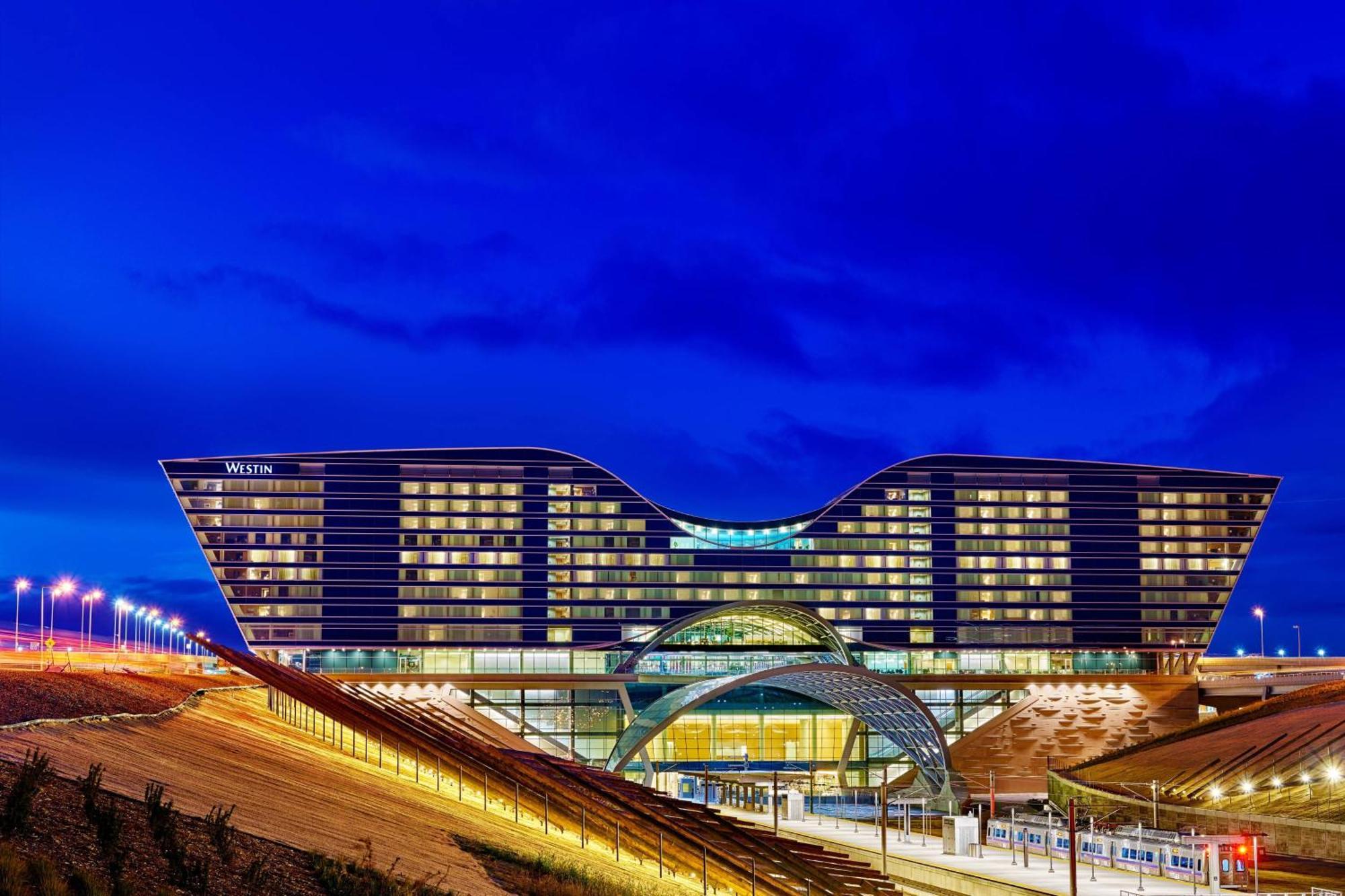 The Westin Denver International Airport Экстерьер фото
