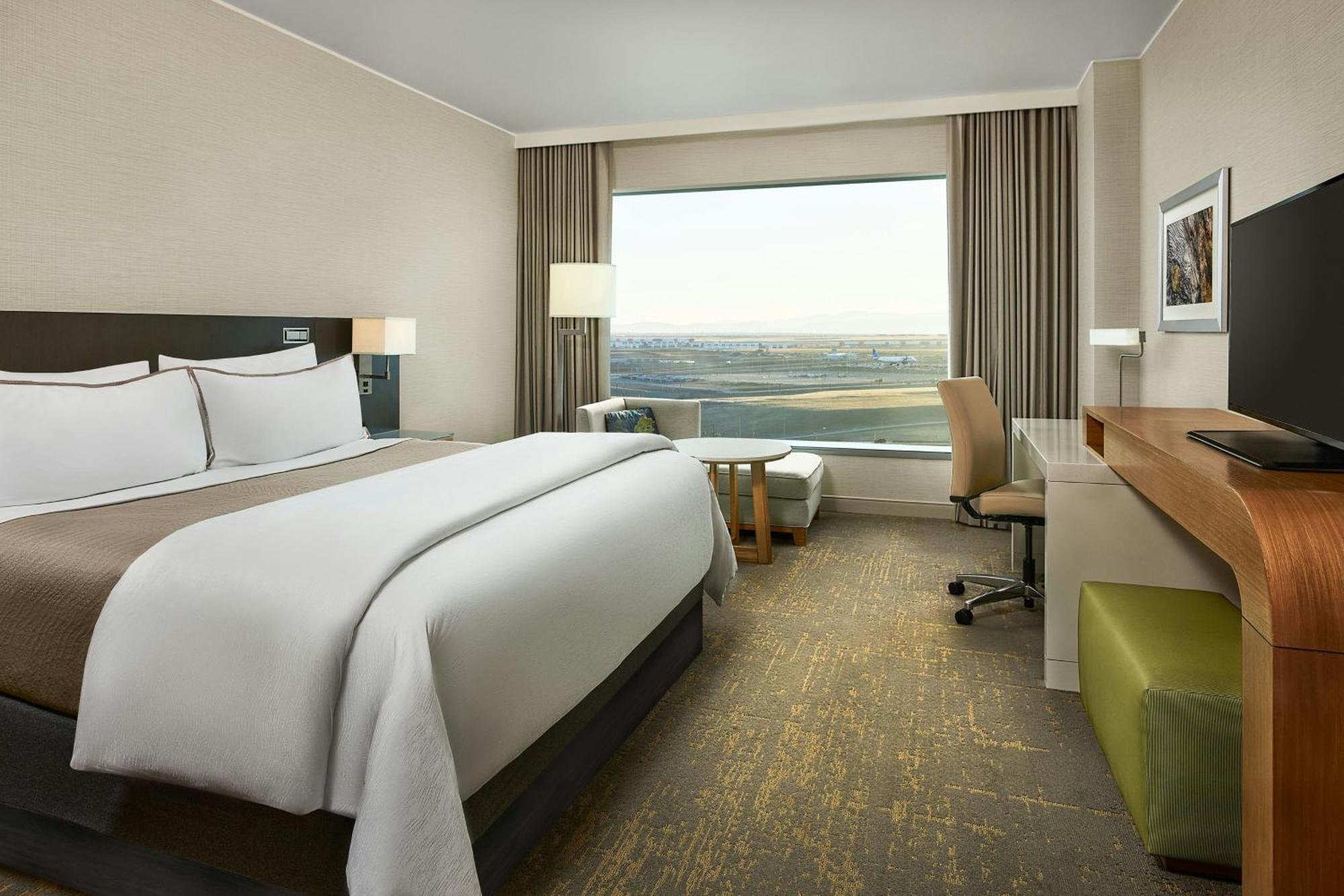 The Westin Denver International Airport Экстерьер фото